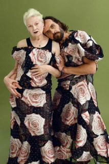 923f662b59a3339f3189c34d9a98eeee